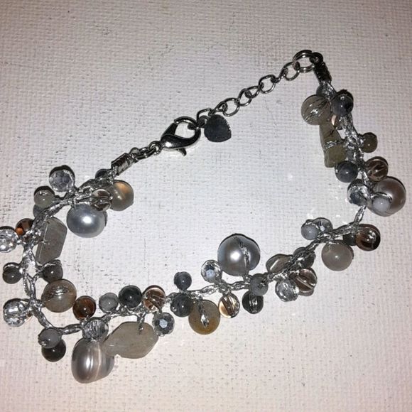 🍁faux pearl and glass bead bracelet - Picture 1 of 5